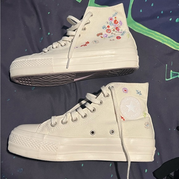 Converse Chuck Taylor All Star Lift Custom Embroidery from Etsy  Size 9 - Picture 3 of 6